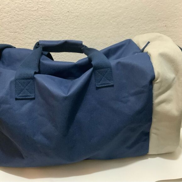 Tommy Bahama Weekender Travel Duffle Bag Blue Nylon Canvas - Picture 5 of 9